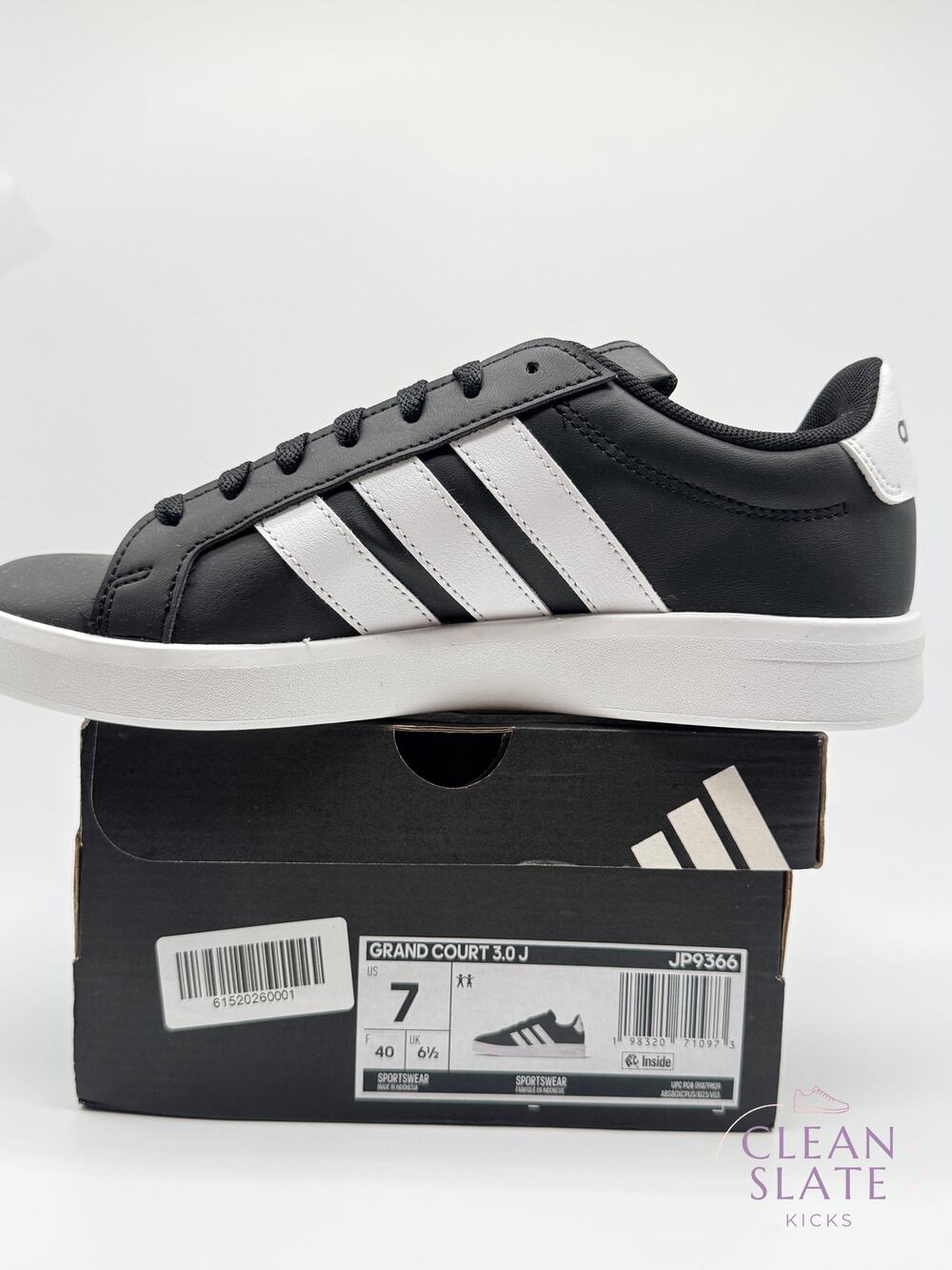 Adidas · Grand Court 3.0 J · JP9366 · Black/White · Kids size 7 NIB/NWT